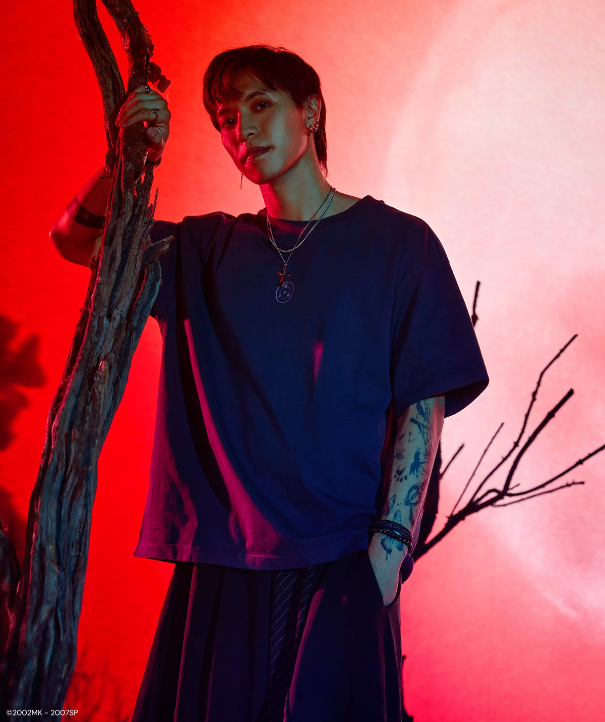 NARUTO SASUKE OVERSIZED TEE