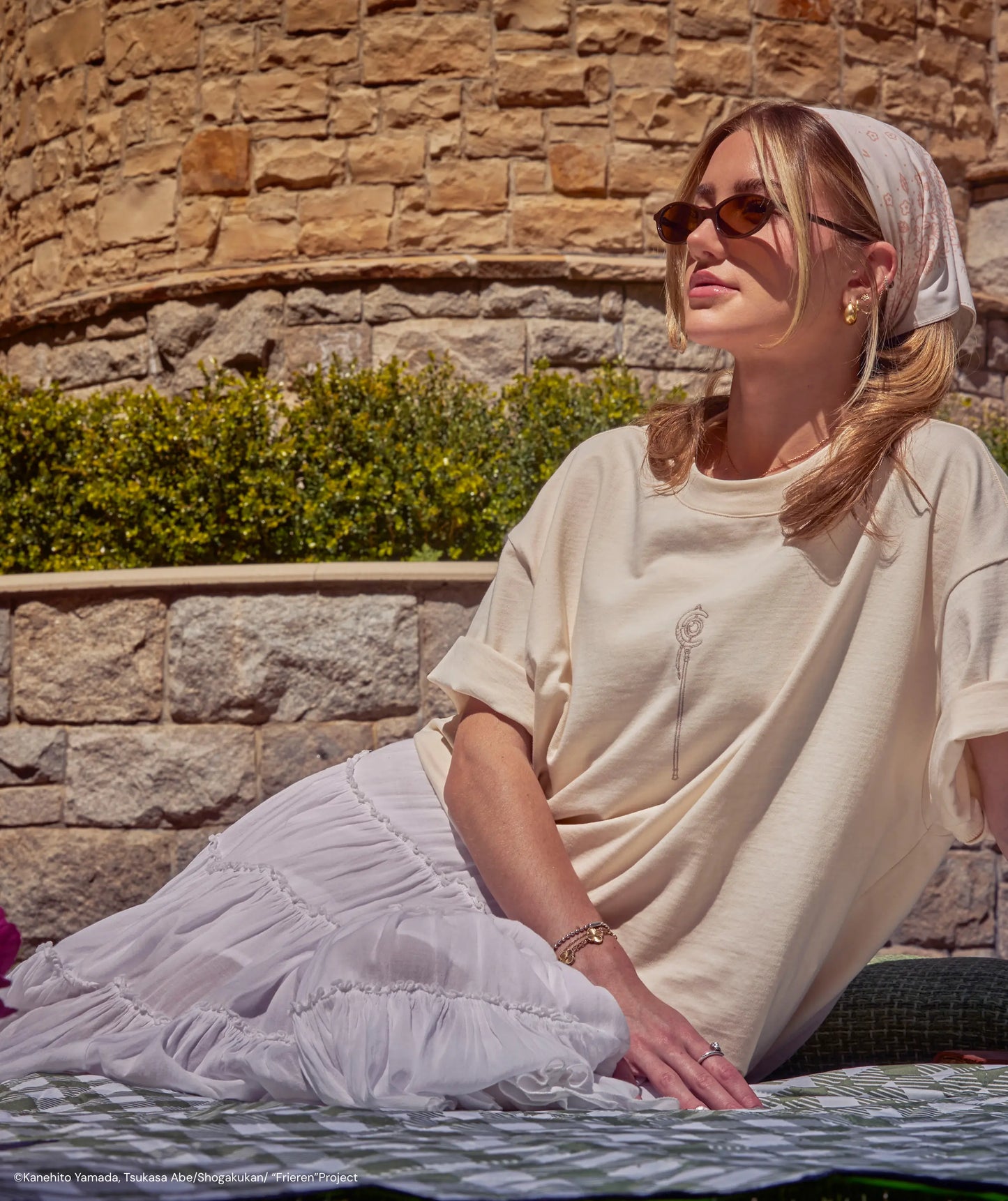 FRIEREN EMBROIDERED OVERSIZED TEE