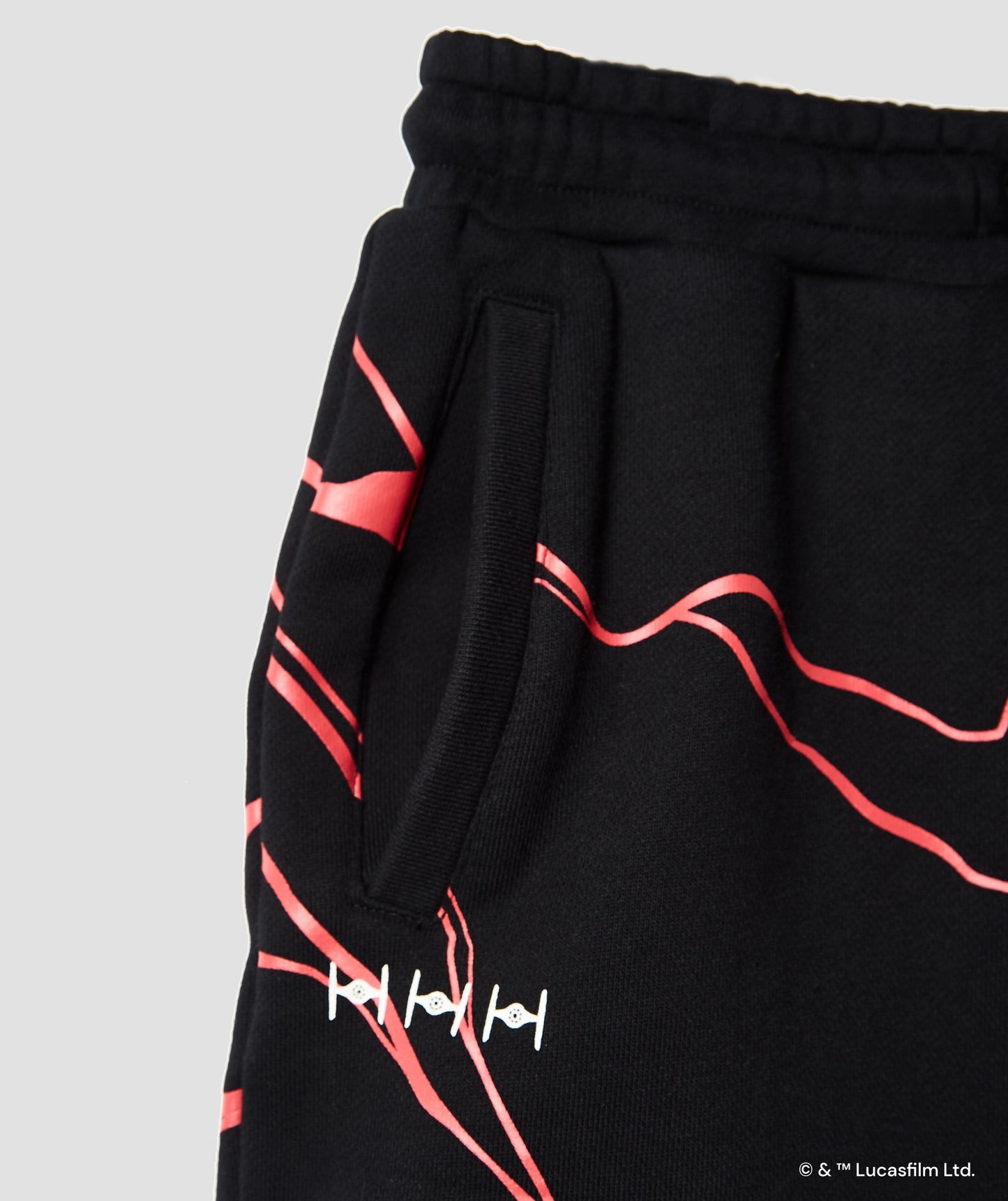 STAR WARS™ KYLO REN SHORTS - Team Liquid