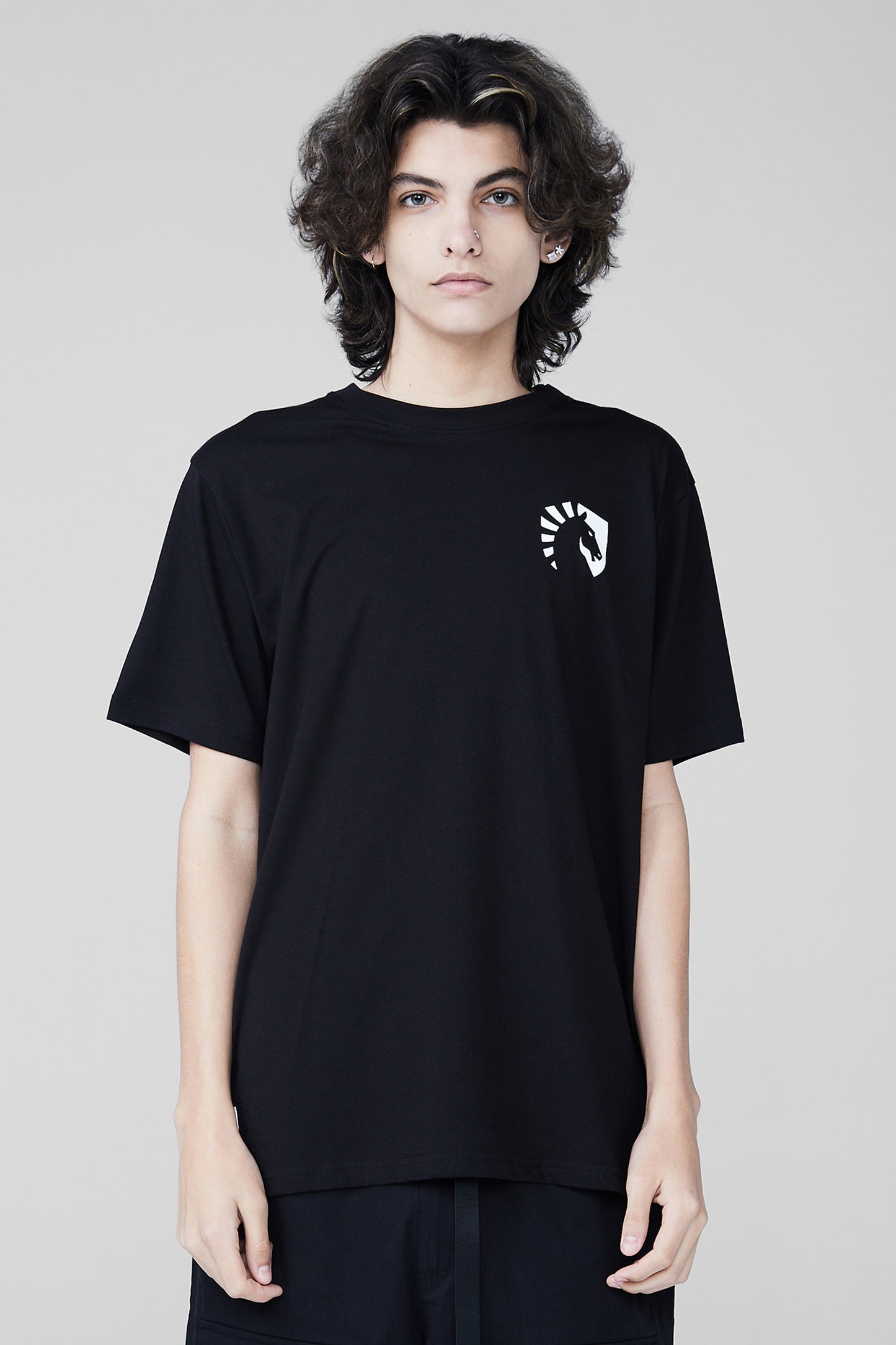 HEART CREST TEE